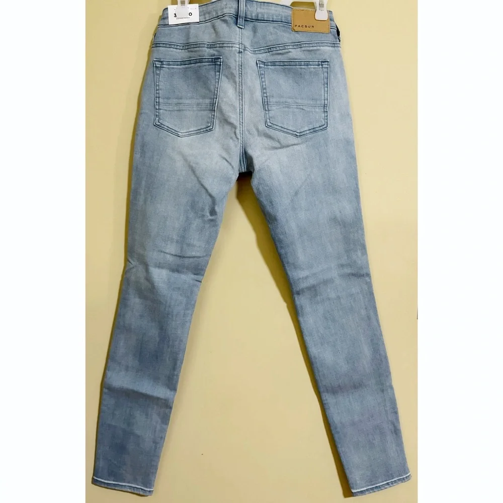 Pacsun NWT Stacked Skinny Jeans in Antique Light Wash Size 30 x 30 - Picture 6 of 11